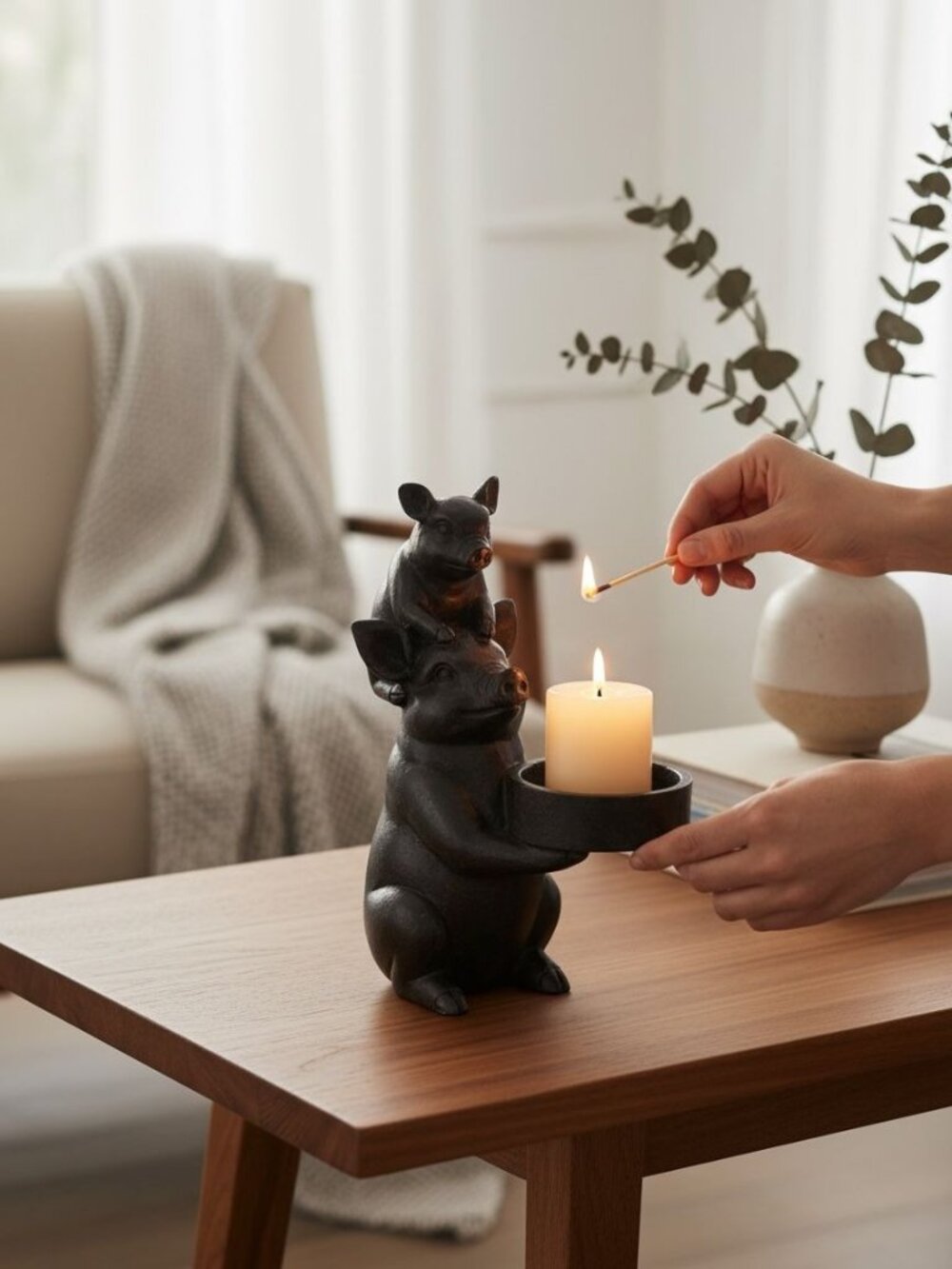 Pig-Themed Cast Iron Candle Holder With Rustic Finish